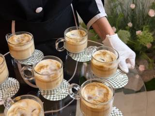 عربة عصاير وضيافة مشروبات مع تنسيق 7