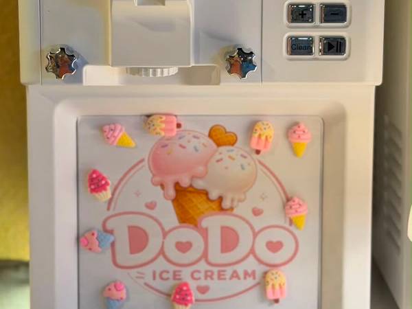تآجير اله ايسكريم وسلاش🍦🍹